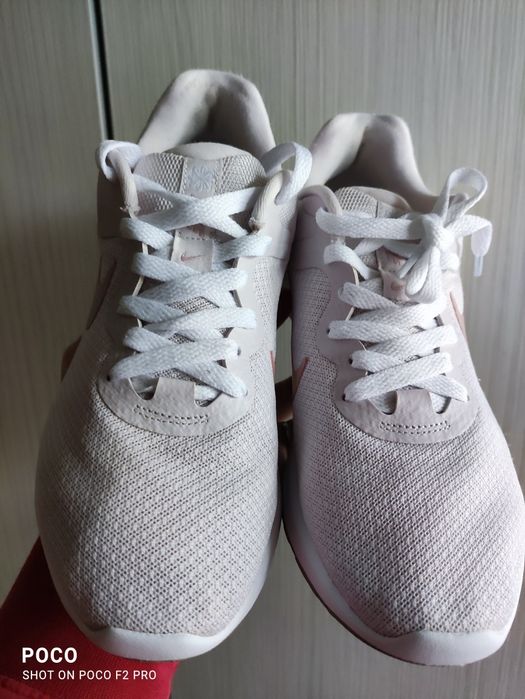 Кроси жіночі оригінал!