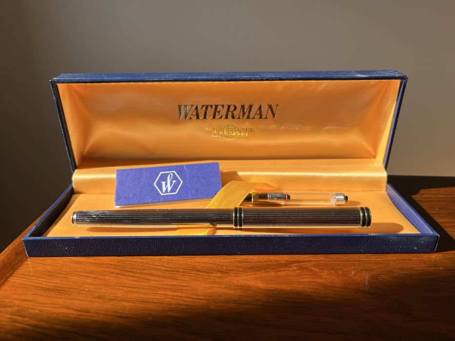 Caneta tinta permanente Waterman Exlusive 74 prata vintage.