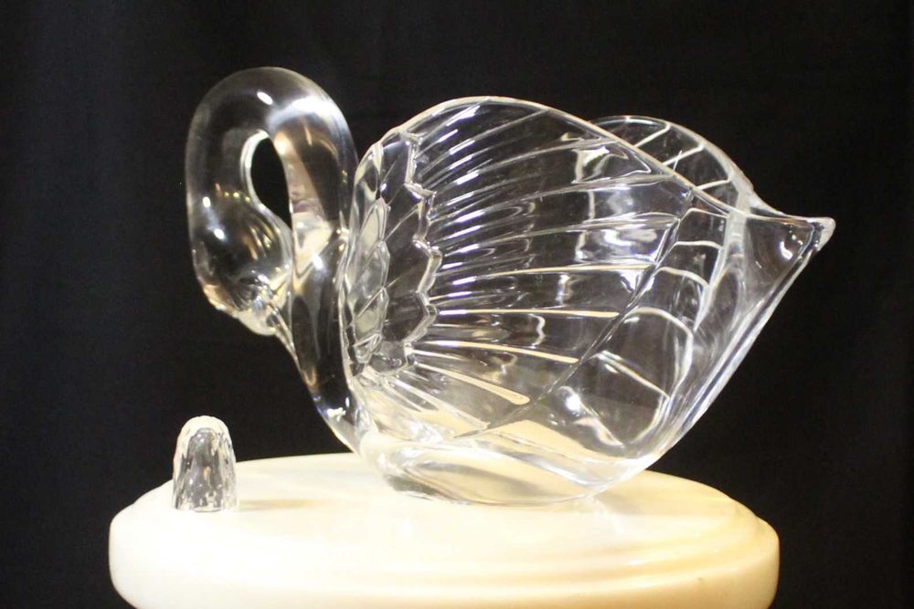 Jarra vintage em forma de cisne da Cristal D'Arques, anos 70