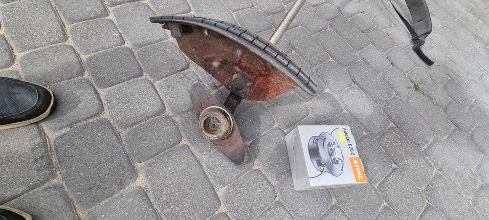 STIHL FS 55 + Tarcza tnąca + Głowica AutoCut C 25-2 + Szelki