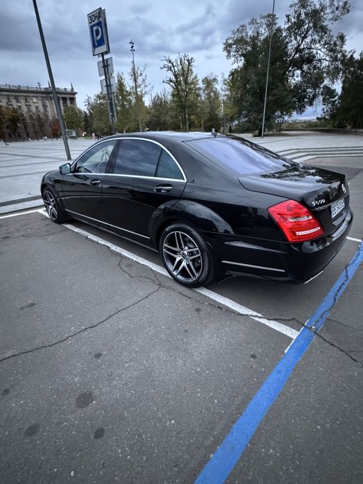 Мерседес 221 рестайл S 500 4 matic Long.