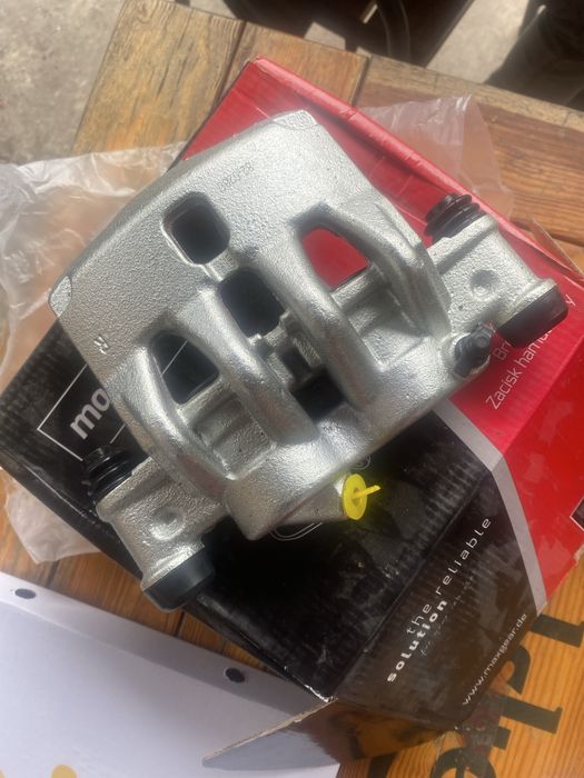 MAXGEAR Тормозной суппорт 82-0260/82-0259