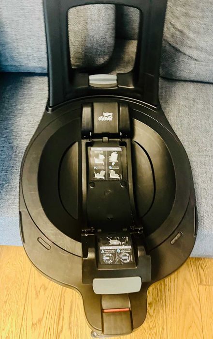 Fotelik Britax Romer Dualfix M i-size z bazą - stan jak nowy