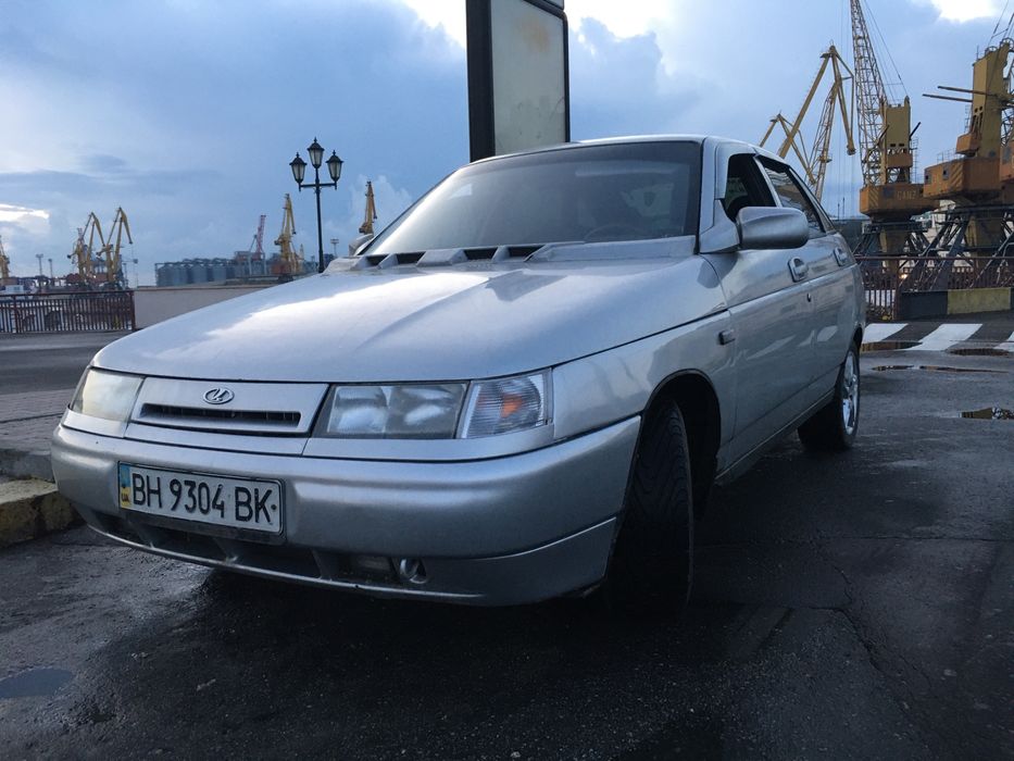 Продам ваз 21 12 машинка на каждый день! Перекупам  не звонить!!