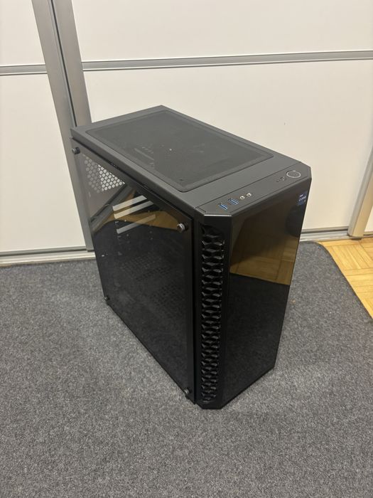 Obudowa silentiumpc Signum SG1X TG RGB