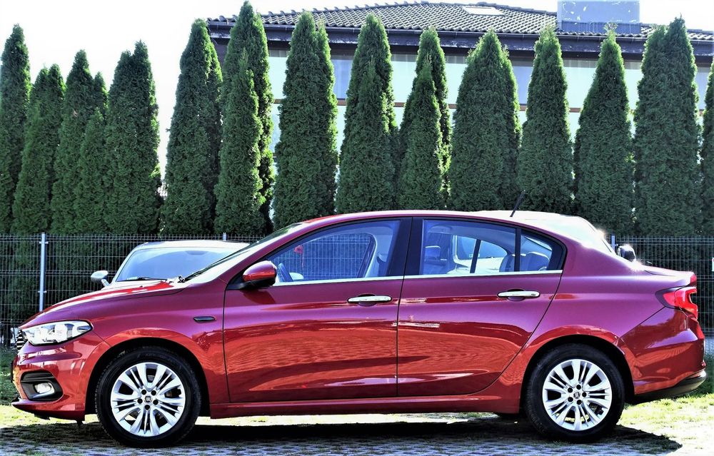 Fiat Tipo 1,6 MultiJet 16V 120KM LOUNGE BogatoWypo Serwis 1wł NAVI 5,0litr/100km
