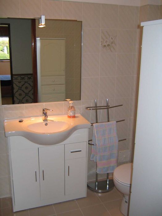 Quarto com despesas incluídas-Perto do TagusPark, faculdades,despesas incluídas.