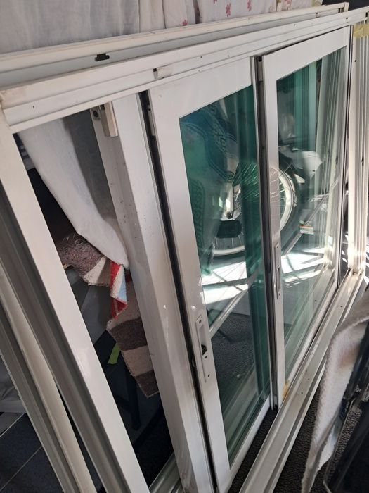 Janelas de alumínio  de correr