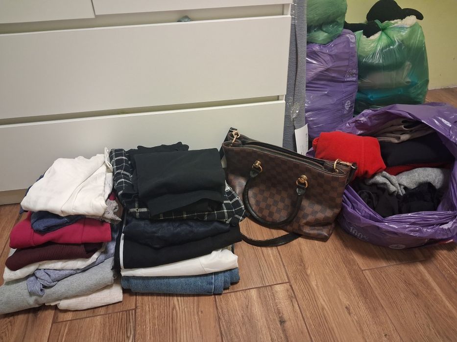 Paka, zestaw ubrań, ubrania