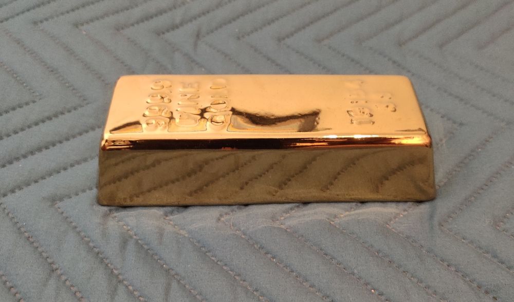 Mealheiro na forma de lingote