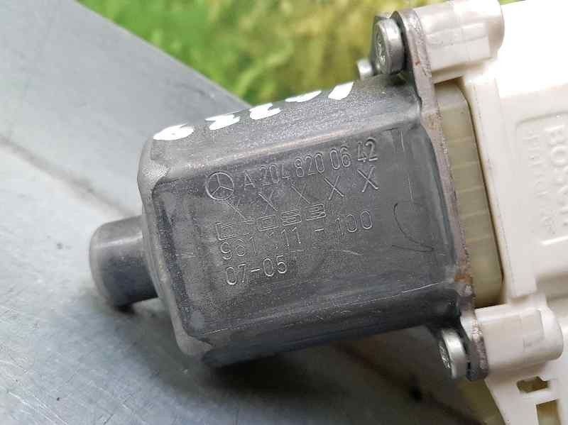 MOTOR ELEVADOR DE VIDRO TRASEIRO ESQUERDO MERCEDES-BENZ CLASSE C 2007 -A20482006...