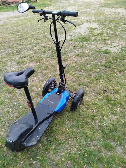 Hulajnoga elektryczna Scuddy light 3