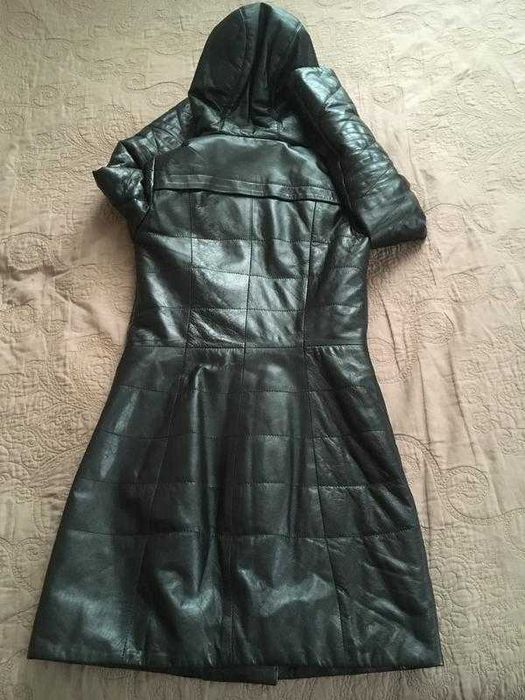 Шкіряне пальто стьобане