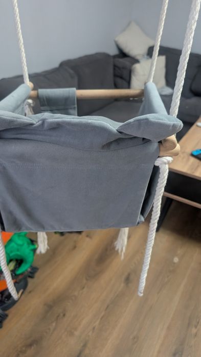 Huśtawka welurowa miś wisząca szara