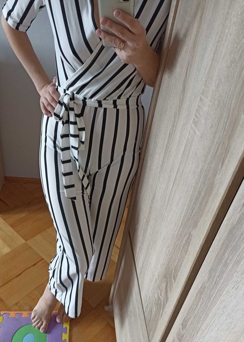 Kombinezon w paski
