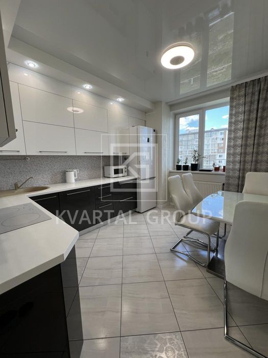 Класна 2 кімнатна квартира з новеньким ремонтом . БУЧА