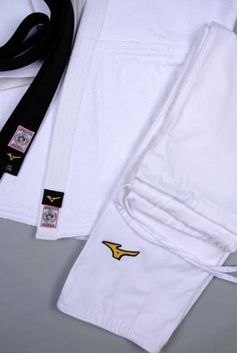 Новые кимоно для дзюдо Mizuno | Kusakura | IJF