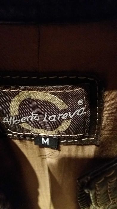 Casaco em pele genuína