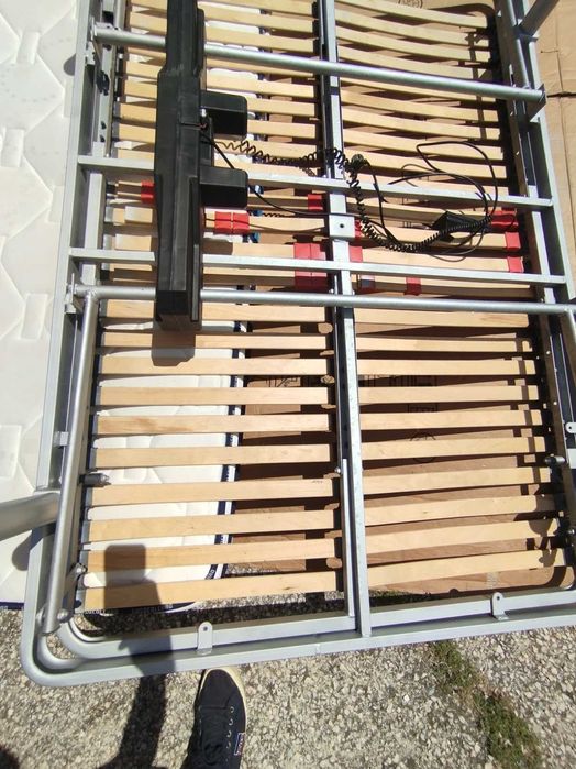 Estrado cama articulado com motor