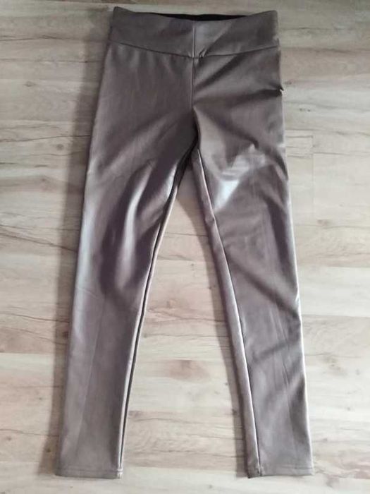 Nowe skórzane spodnie roz. M/L