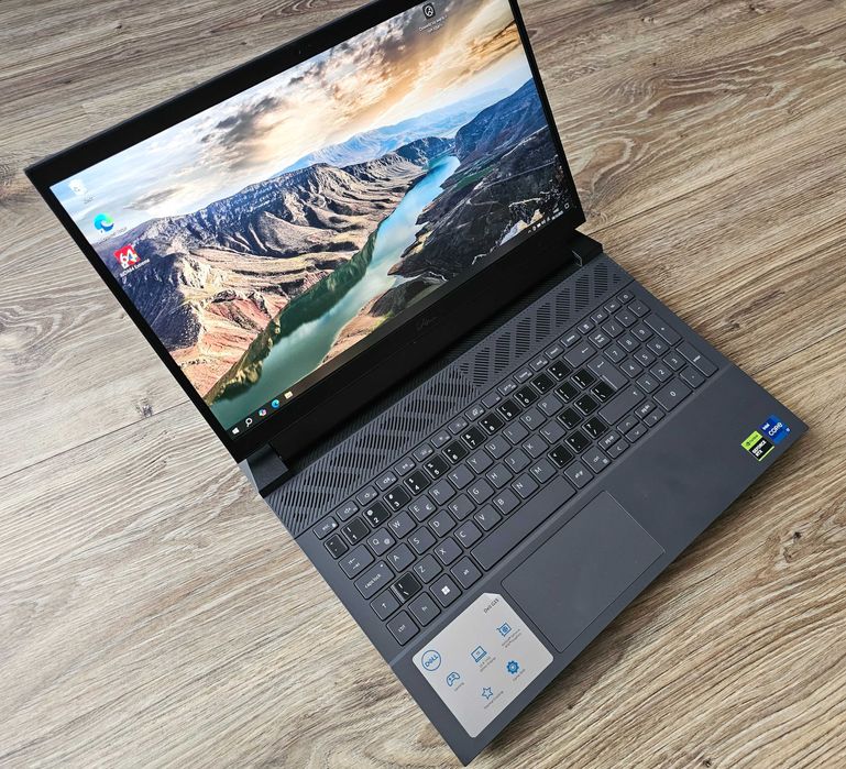 Laptop Gamingowy Dell G15 5530 / i7-13650HX /  RTX4060 / RAM 32Gb