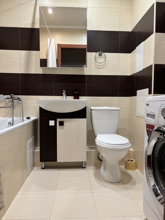 Квартира подобово , позняки, здолбунівська 13