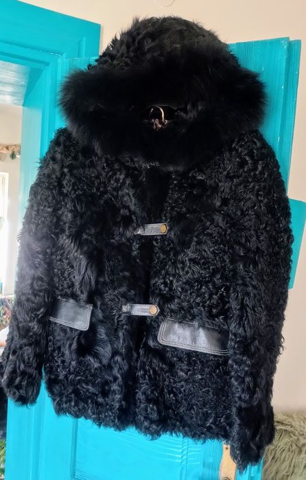 Futro naturalne koza lis z kapturem panda