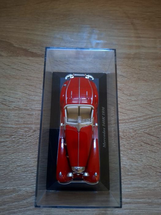 Mercedes 540K 1936 - Miniatura 1:43 com caixa display