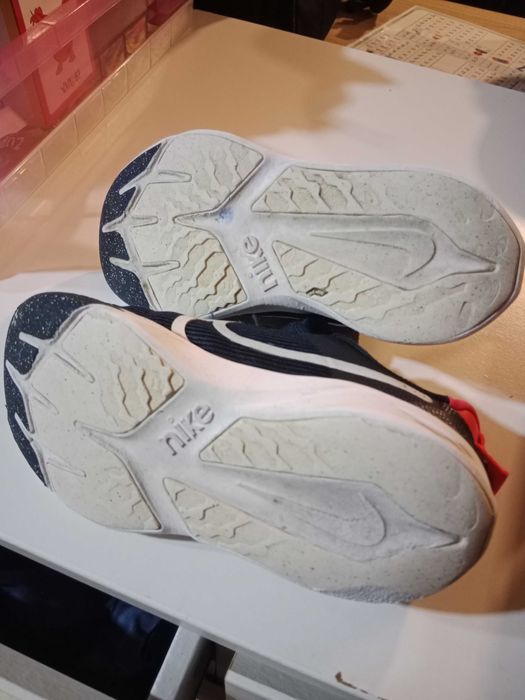 Sapatilhas nike quase sem uso