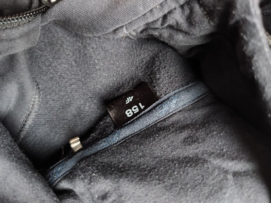 4f Bluza dziecięca r.158