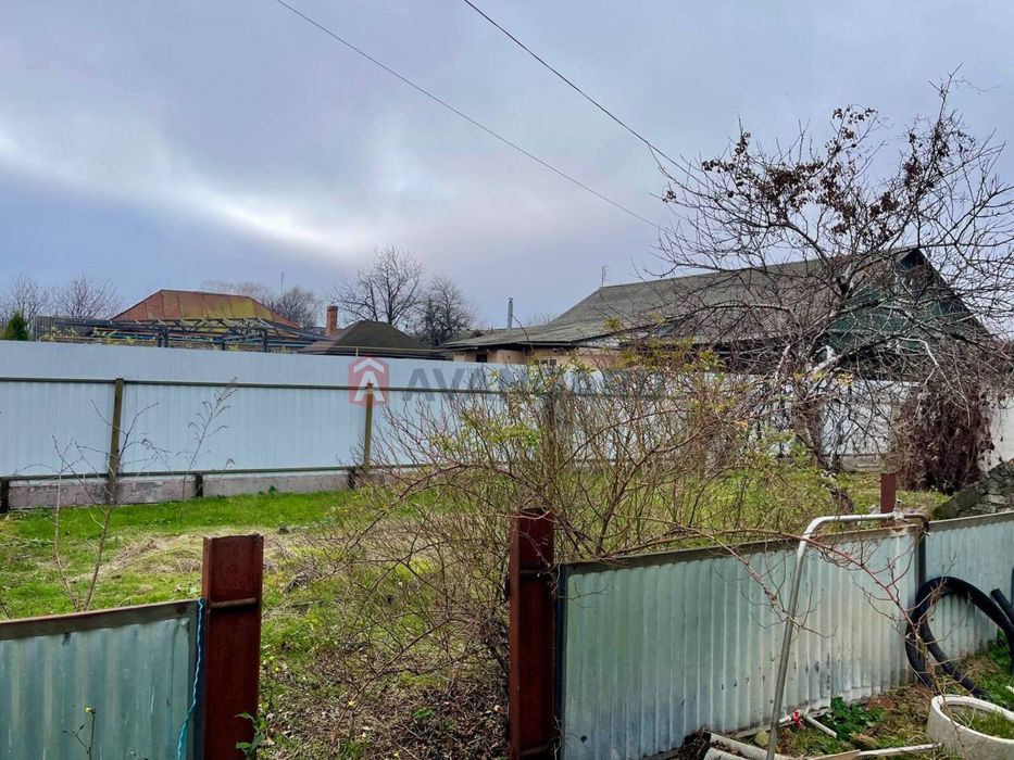 Ділянка 25 сотих з будинком в с. Худяки