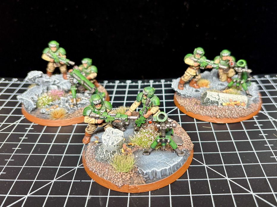Astra Militarum - Heavy weapons squad (M), pomalowany