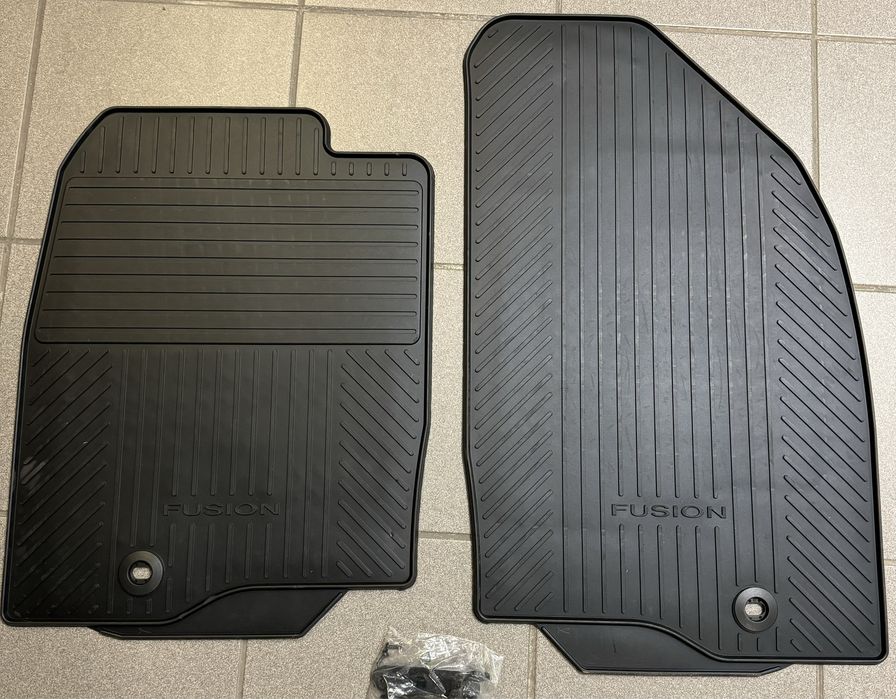 Dywaniki gumowe przednie Ford Fusion