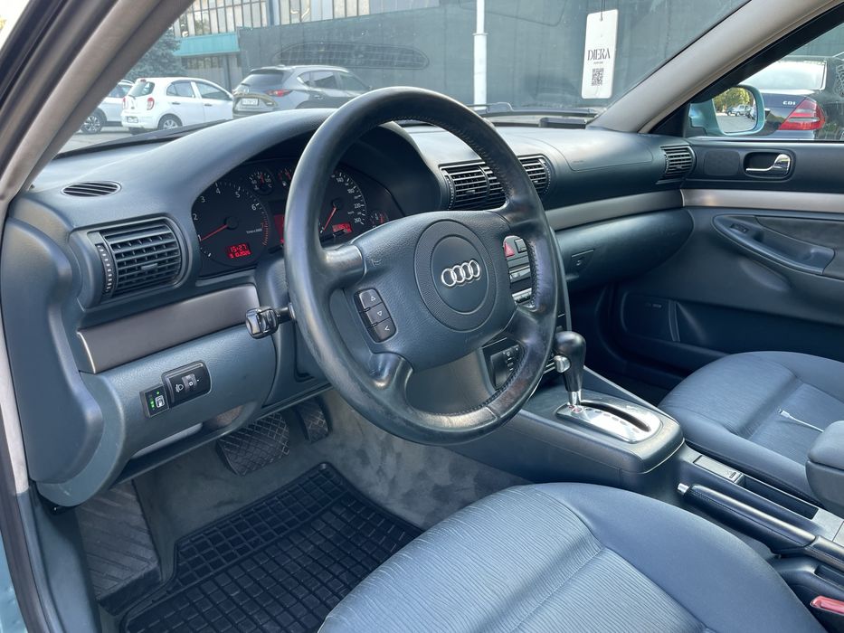 AUDI A4 1.8 Автомат Газ/Бензин