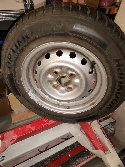 4x100 z oponami letnimi hankook 175/70 r13