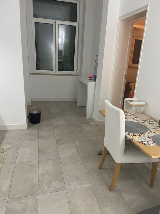 Arrenda-Se apartamento Areeiro