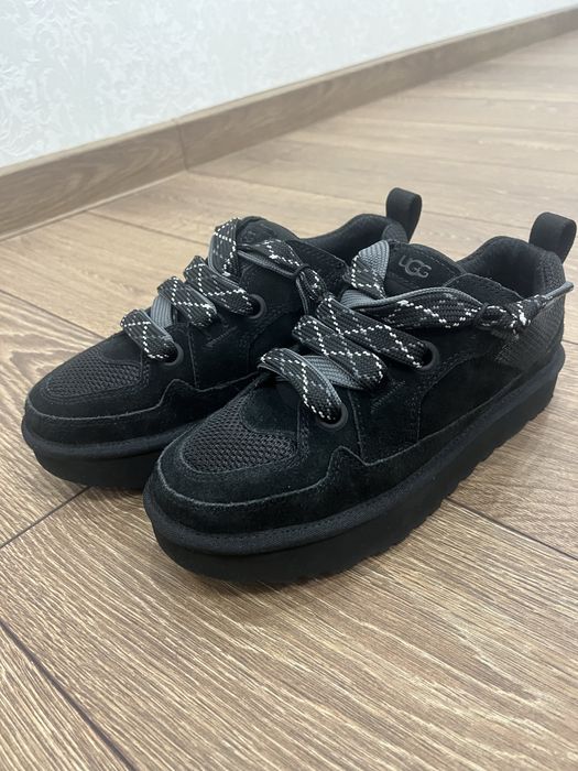 Кросівки UGG Lo Lowmel чорні, нові!