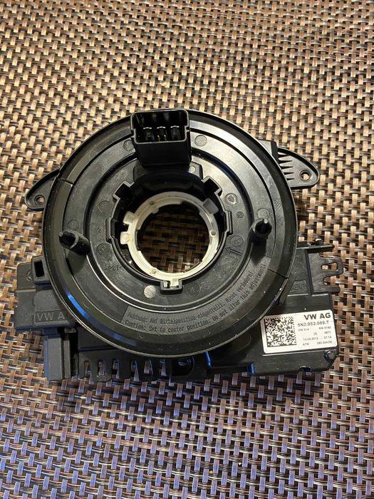 Шлейф руля кнопки- Volkswagen Passat B7, CC, Tiguan 5K0953569