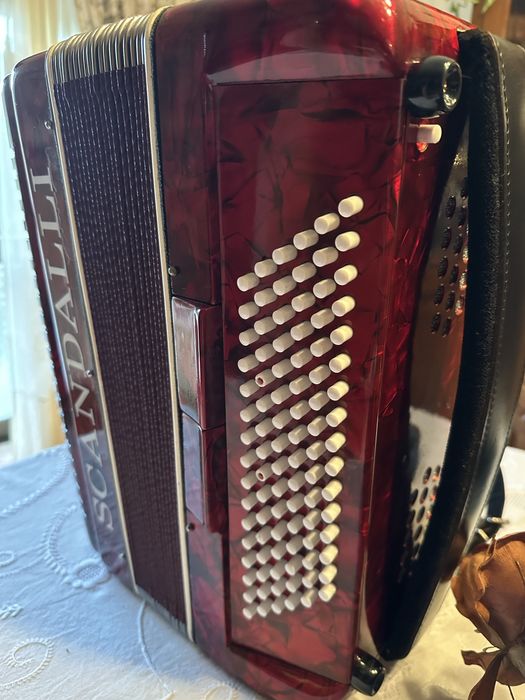 Acondeon com MIDI, como novo