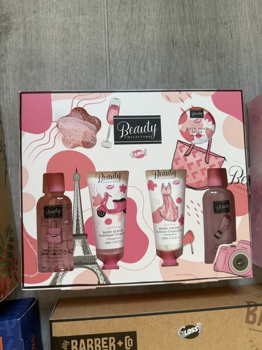 Mega Lote de Kits de Cosméticos, na compra de 4 ofereco 1