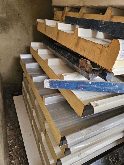 6 Telhas de 5m e 8 cm, mais 10 grátis de 1m