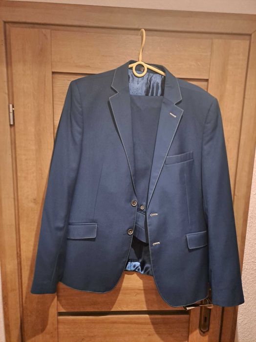 Garnitur młodzieżowy