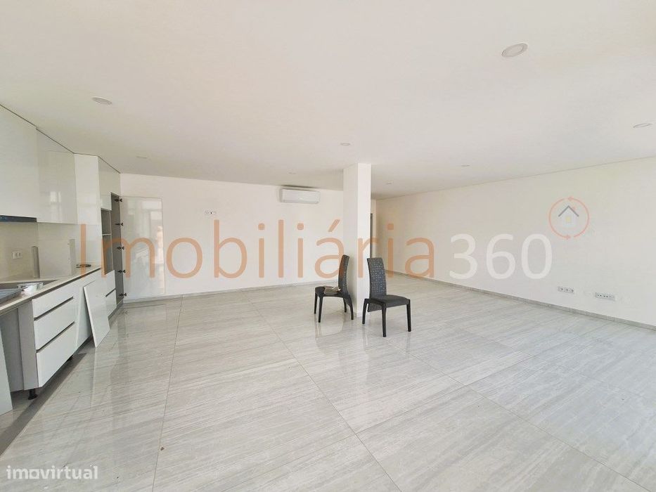 **Apartamento T3 Novo em Vilela-Paredes: Conforto e Modernidade ao ...
