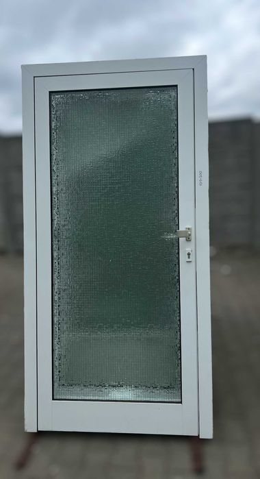 Drzwi wewnętrzne białe alu Aluminiowe 99 / 200 szyba