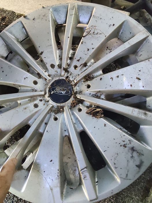 Tampões de roda varios modelos.. citroën C1 e Peugeot e Fiat e Renault e Ford e Citroën