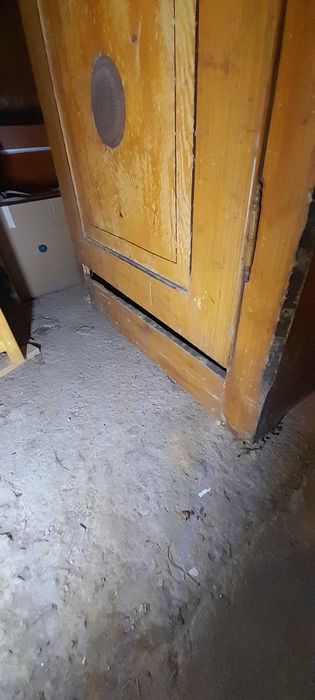 Szafa Chlebowa do renowacji