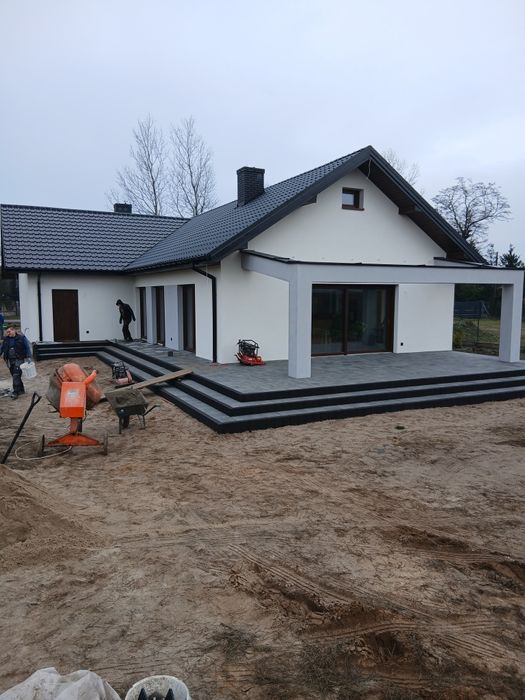 Układanie kostki brukowej