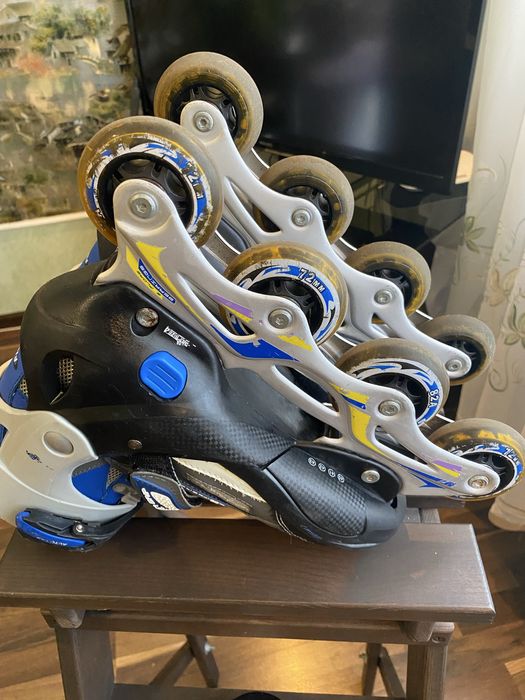 Продам ролікові ковзани