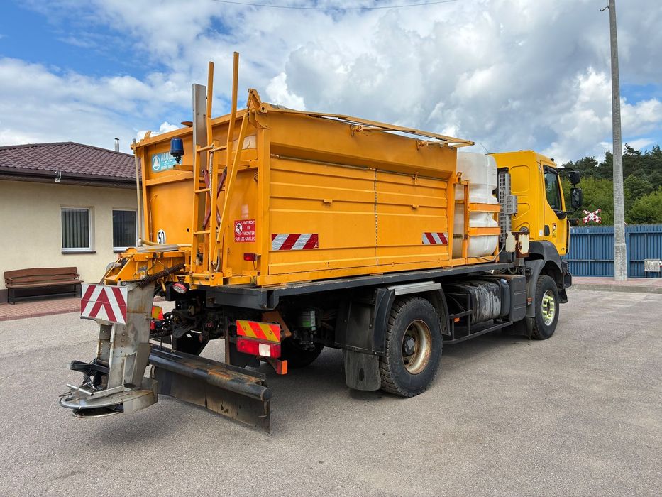 Renault Kerax 4x2  Renault Kerax 4x2 solarka 6m3