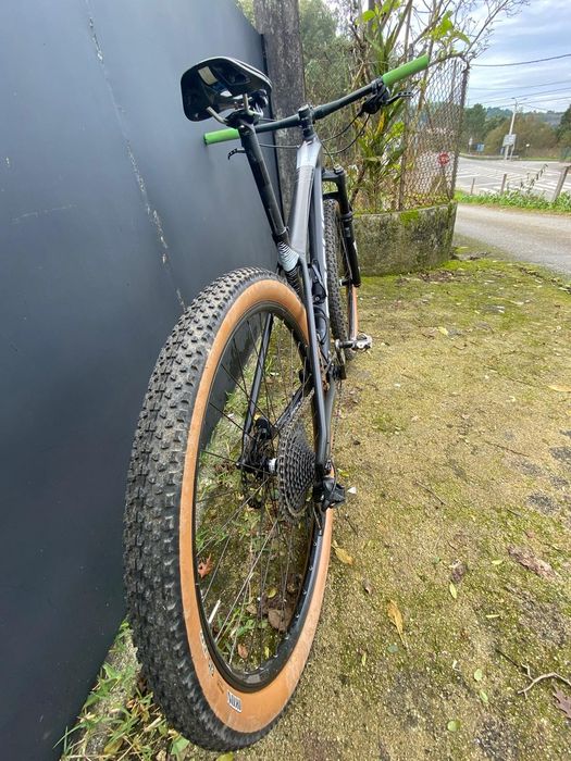 Focus Raven em excelente estado